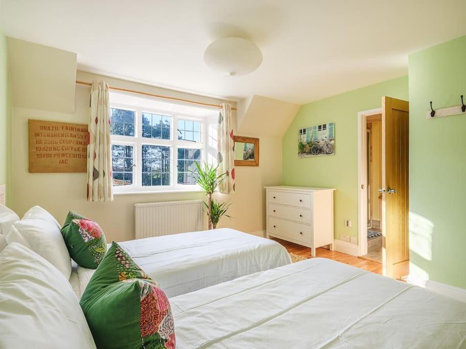Вілла The Beach House-Devon- On The Beach- Sleeps 20 Ексмут Екстер'єр фото